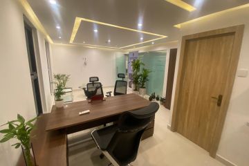 container-offices-interior-76953_8.jpg