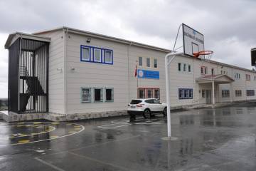 steel-school-building-64373_1.jpg