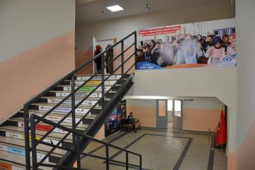 steel-school-building-64373_10.jpg
