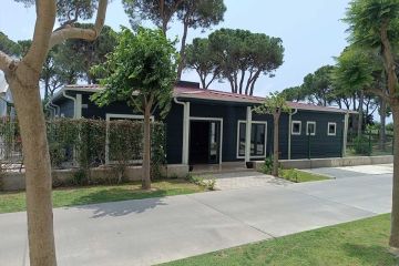 trendy-lara-hotels-human-resources-office-building-8699.jpg