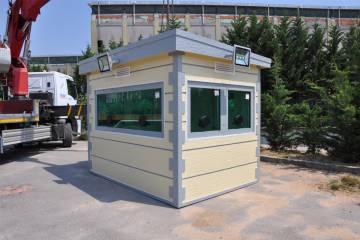 bulletproof-cabin-in-peru-78094_4.jpg