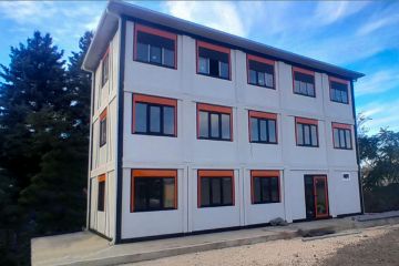 luxury-container-office-for-logistics-in-hungary-60592_2.jpg