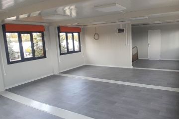 luxury-container-office-for-logistics-in-hungary-60592_3.jpg