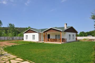 recreational-resort-cottages-87192.jpg