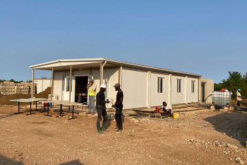 container-construction-sites-in-zanzibar-23543_8.jpg