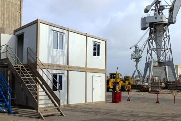 container-office-at-the-shipyard-site-72802.jpg