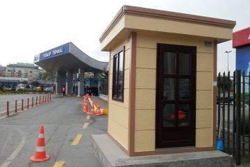 ido-ticket-office-cabins-57186.jpg