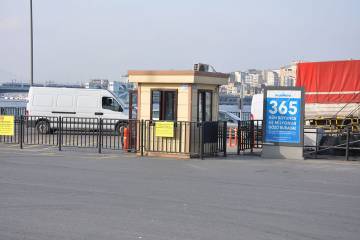 ido-ticket-office-cabins-57186_1.jpg