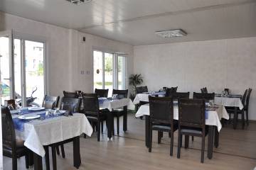 modular-sales-center-buildings-61550_1.jpg